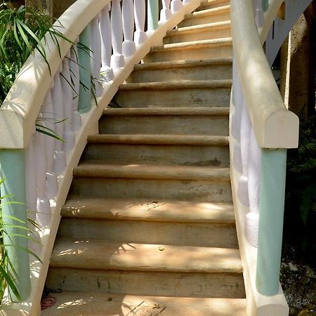Jah Freedom Hotel Negril Bagian luar foto