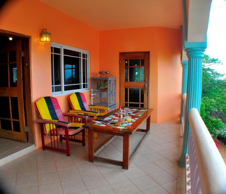 Jah Freedom Hotel Negril Bagian luar foto